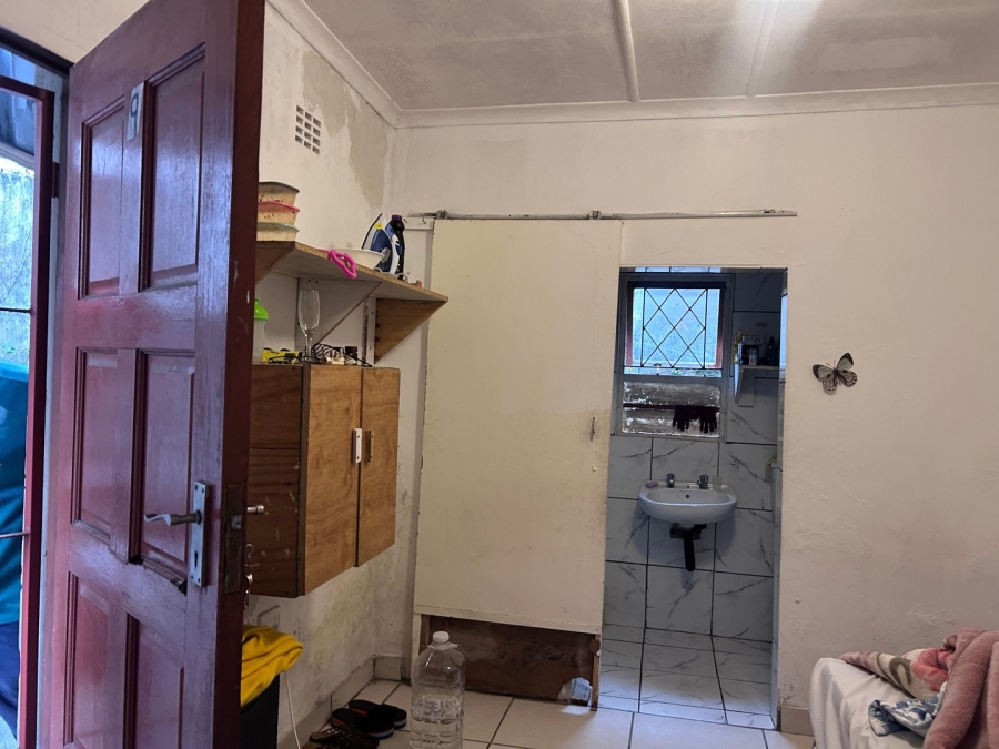 9 Bedroom Property for Sale in Quigney Eastern Cape
